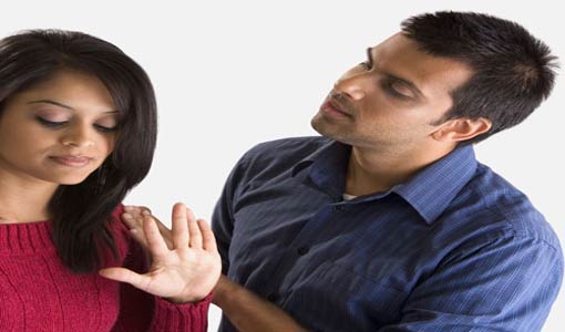 حروب الزوجين والتراشق بالكلمات الجارحة
