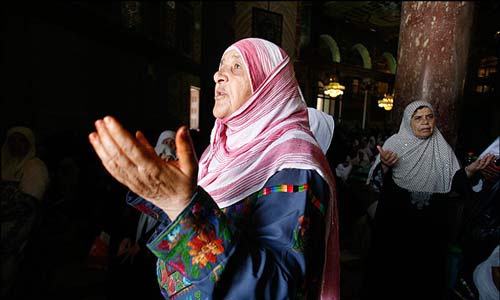 الصائم بين جناحَي.. الصبر والشكر