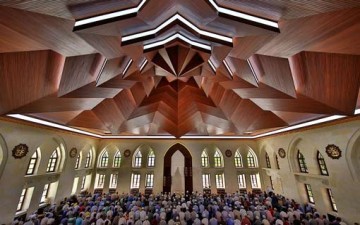 المساجد بيوت الطاعة والعبادة