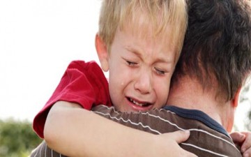 4 مراحل للتعامل مع سلوك طفلك
