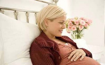 تأخر موعد الولادة يثير قلق الحامل