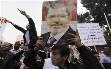 مرسي يدعو الناخبين للاستفتاء على مشروع الدستور في 15 ديسمبر